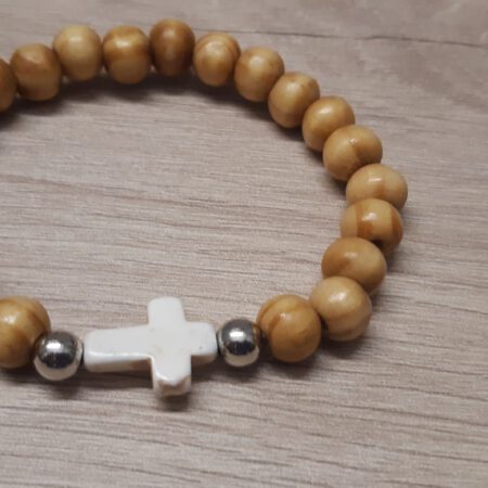 Pulsera con cuentas de madera